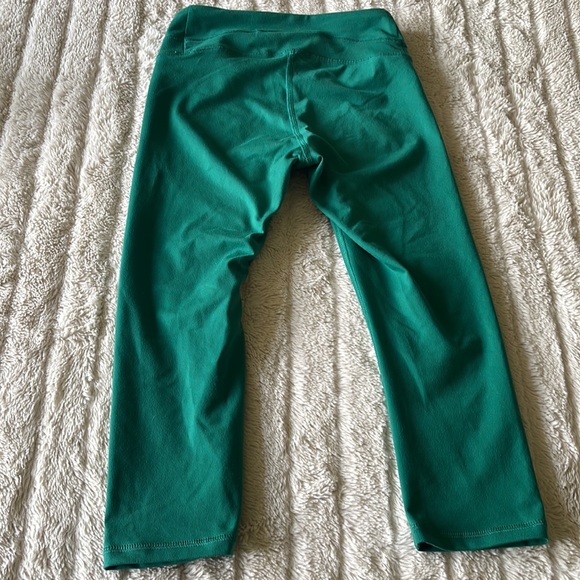 North Face crop leggings never worn - Picture 3 of 5